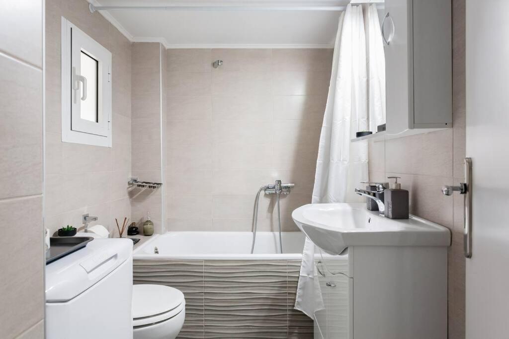 Your Home Away from Home - Phillopapou Hill Athènes Extérieur photo
